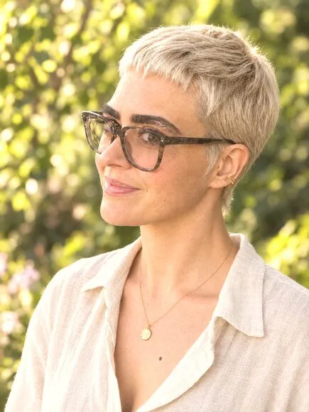Portrait of Rowan Deer